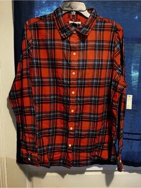 Amazon Essentials Men's Red and Navy Plaid Button Down Shirt